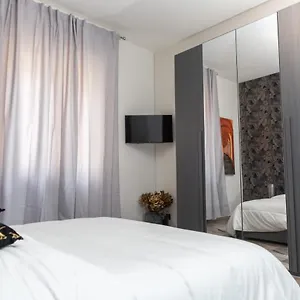Comfyhome Apartment Bologna